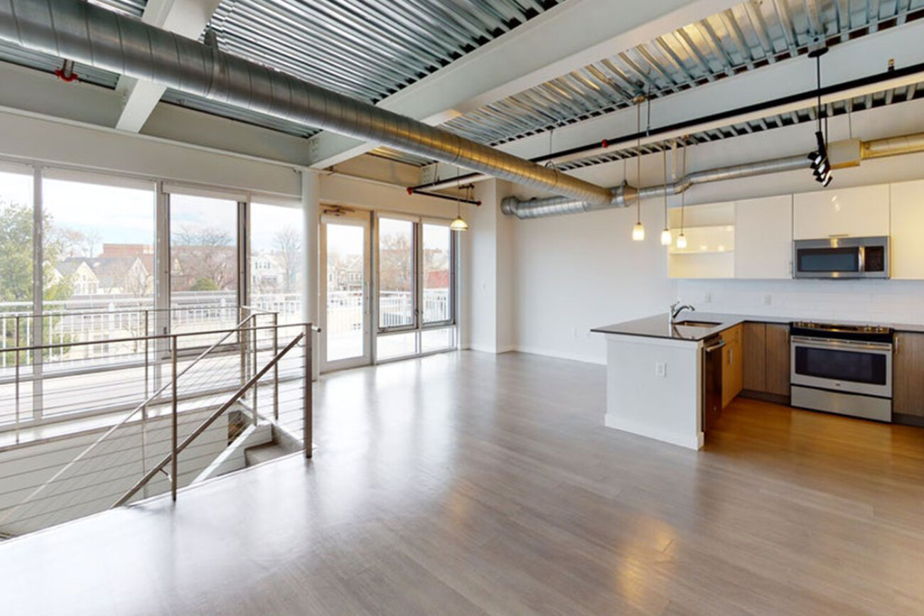 Hathaway Loft Kitchen Duplex